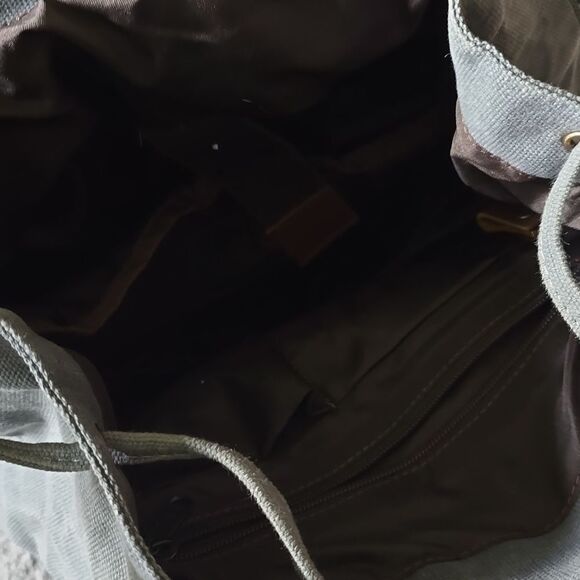 Uncharted 1 2 Drake Canvas Backpack Bag Figure Fits Laptop Sony Naughty Dog NEW - Picture 7 of 10